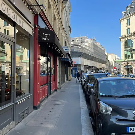 Saint Germain De Pres Equipe - Emplacement Exceptionnel Au Coeur De Homestay Paris
