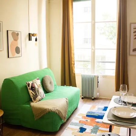 Saint Germain De Pres Equipe - Emplacement Exceptionnel Au Coeur De Homestay Paris
