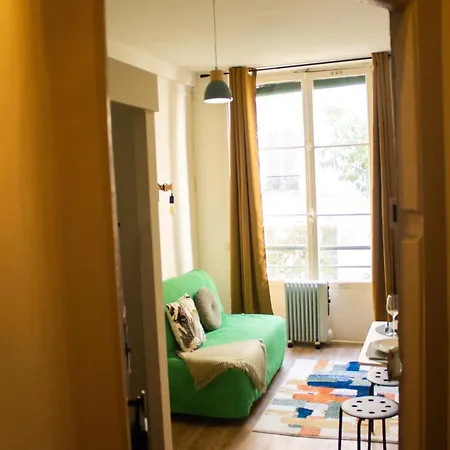 Saint Germain De Pres Equipe - Emplacement Exceptionnel Au Coeur De Homestay *